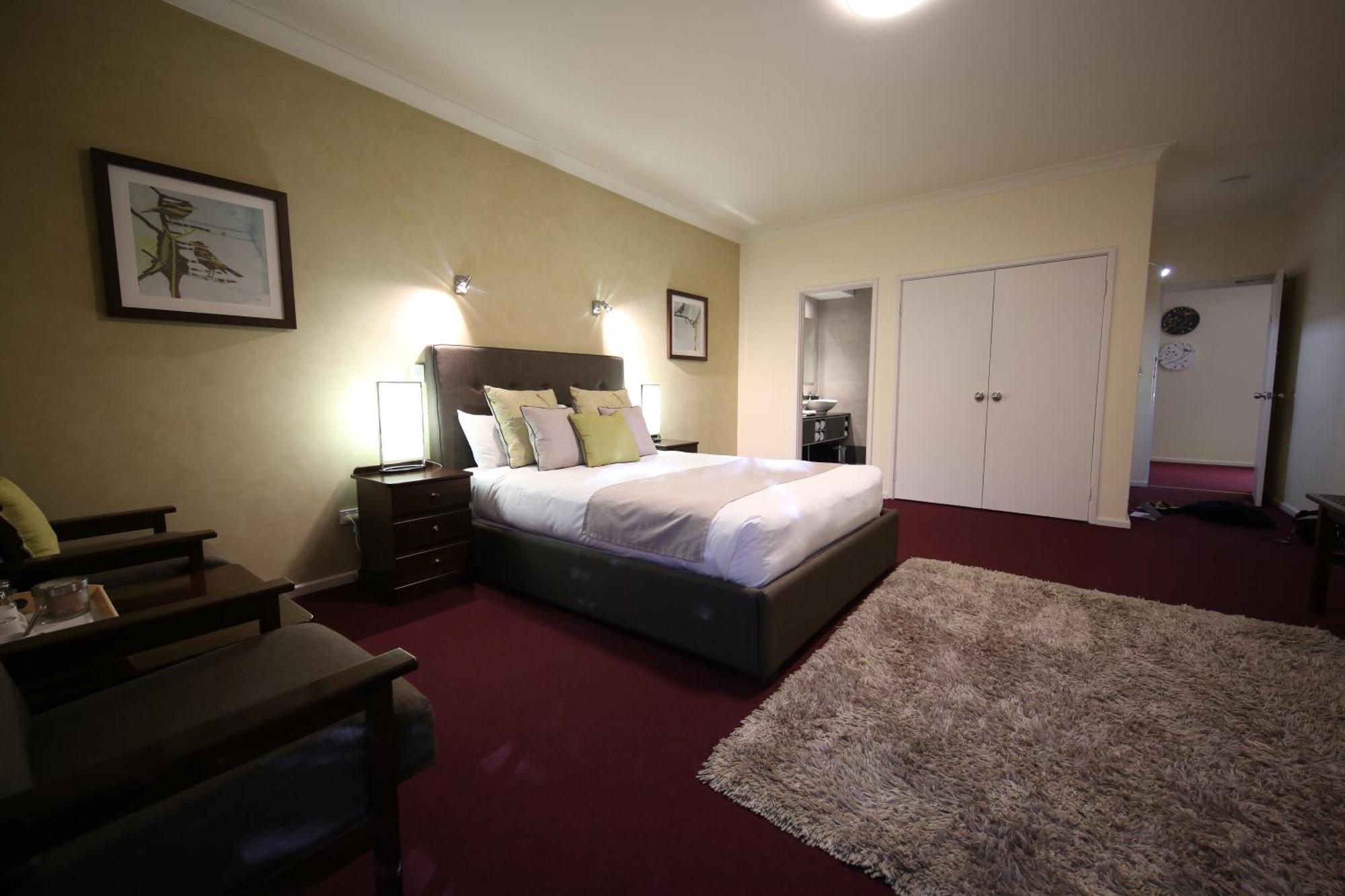 Mahogany Inn And Distillery Mahogany Creek ภายนอก รูปภาพ